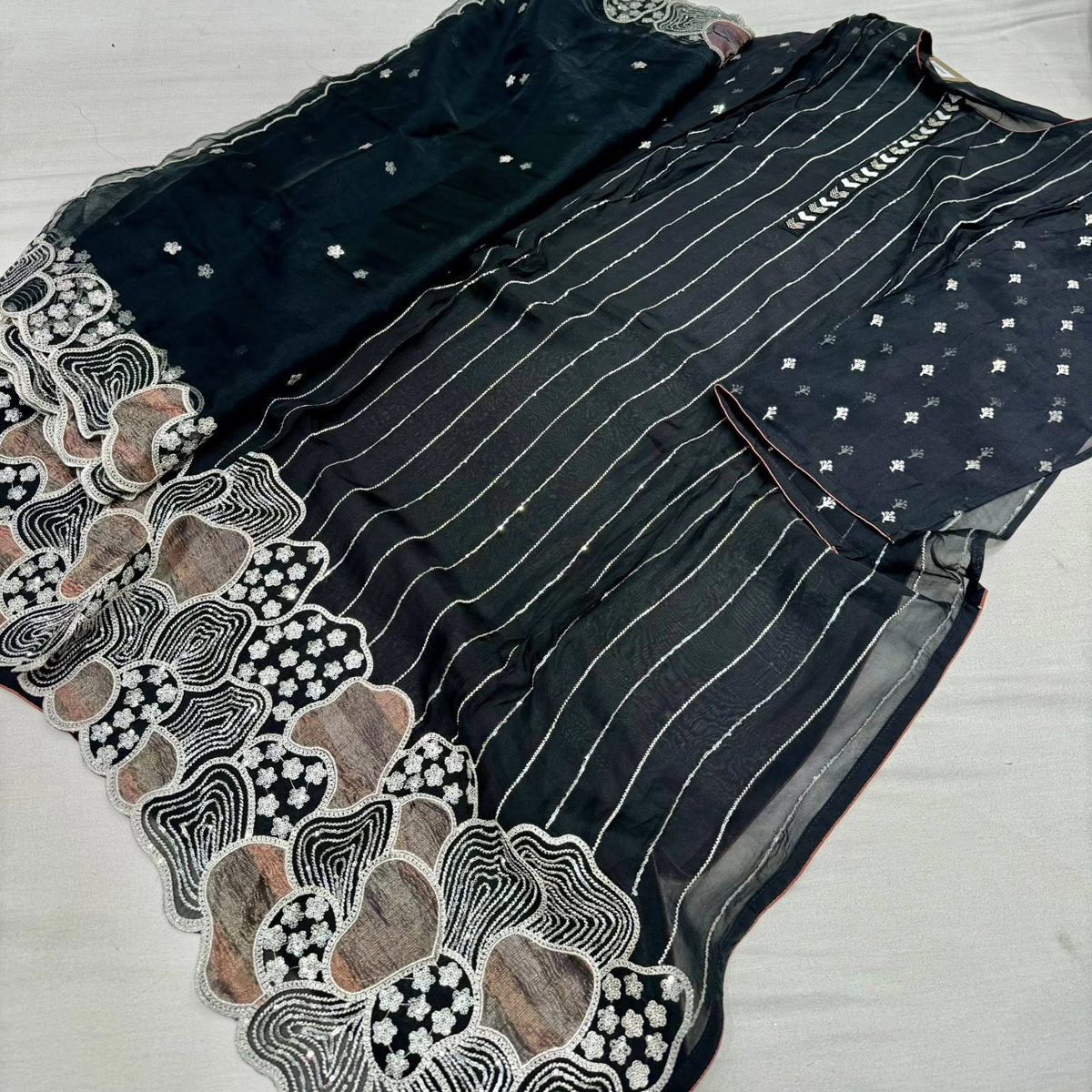 Kurtis & Tops